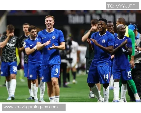 英超激战本菲卡凭点球绝杀波尔图全场沸腾