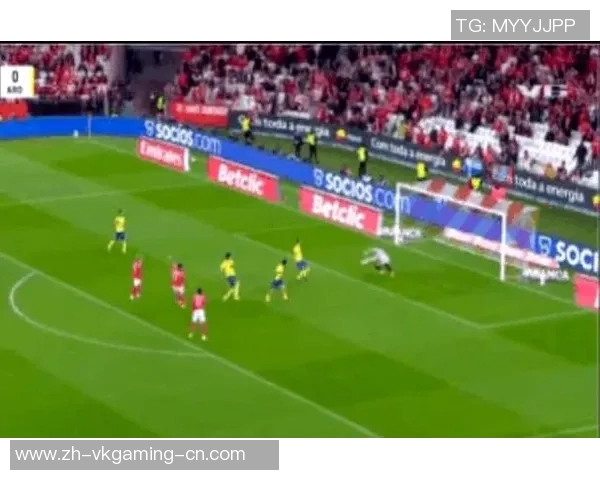 本菲卡狂胜AC米兰4-0帽子戏法引领全场战术解析