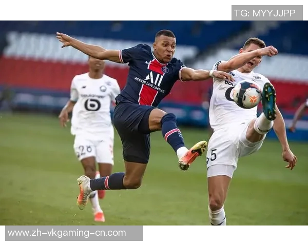 欧冠激战：巴黎圣日耳曼6比2曼联乌龙球成比赛转折点战术解析