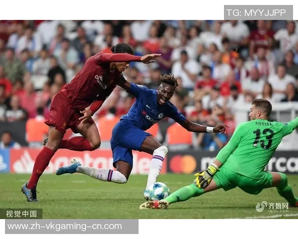 英超精彩对决切尔西大胜利物浦点球大战引发全场狂欢